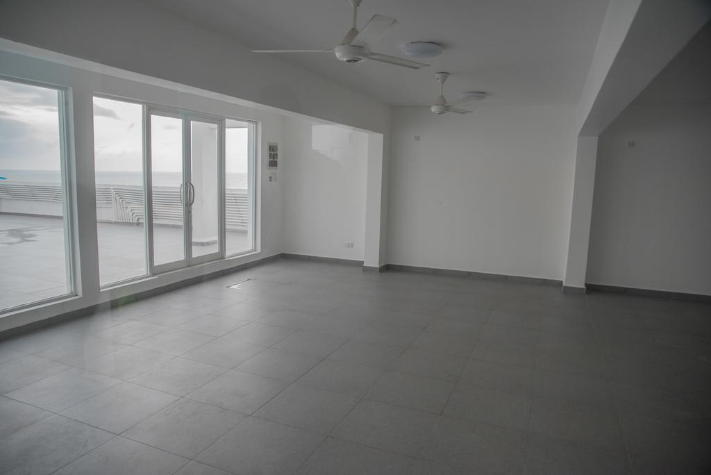 Cozy Sea View Luxury Apartment, Fully Furnished, 2 Bedrooms, 2 Bathrooms Dehiwala-Mount Lavinia Dış mekan fotoğraf