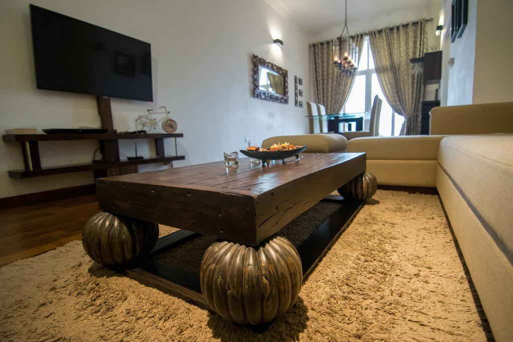Cozy Sea View Luxury Apartment, Fully Furnished, 2 Bedrooms, 2 Bathrooms Dehiwala-Mount Lavinia Dış mekan fotoğraf