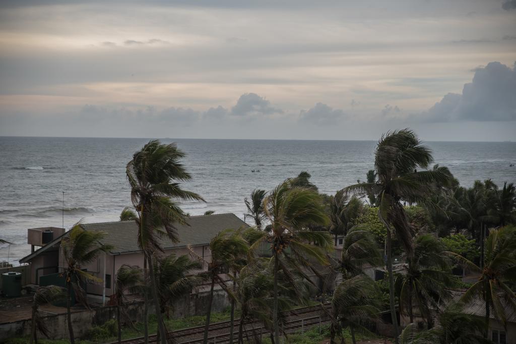 Cozy Sea View Luxury Apartment, Fully Furnished, 2 Bedrooms, 2 Bathrooms Dehiwala-Mount Lavinia Dış mekan fotoğraf
